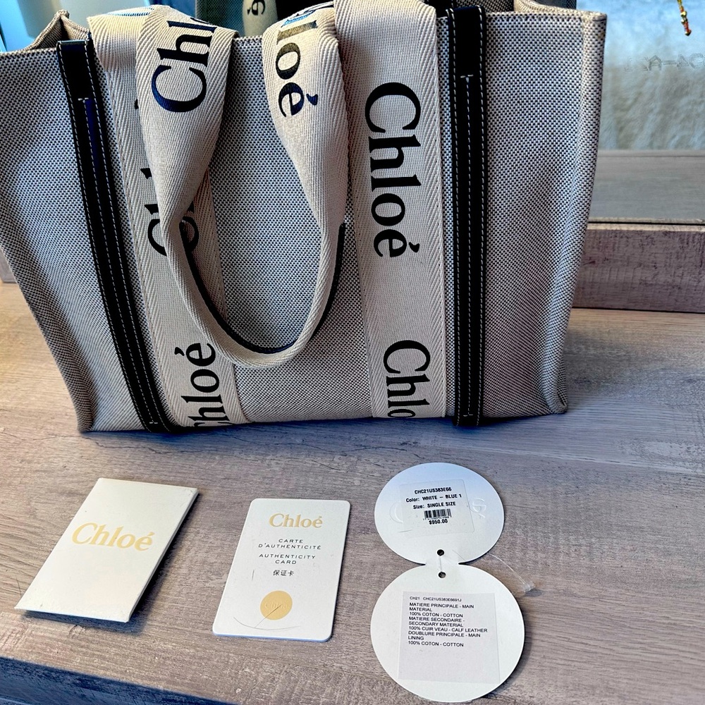 Chloe Summer Tote- cream & navy, in great condition, perfect size